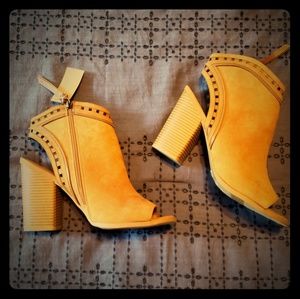 Dolcetta open toe booties